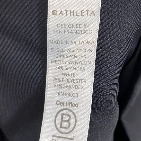 Athleta Hit It Mesh Black White Capri Leggings SZ S - Picture 5 of 8